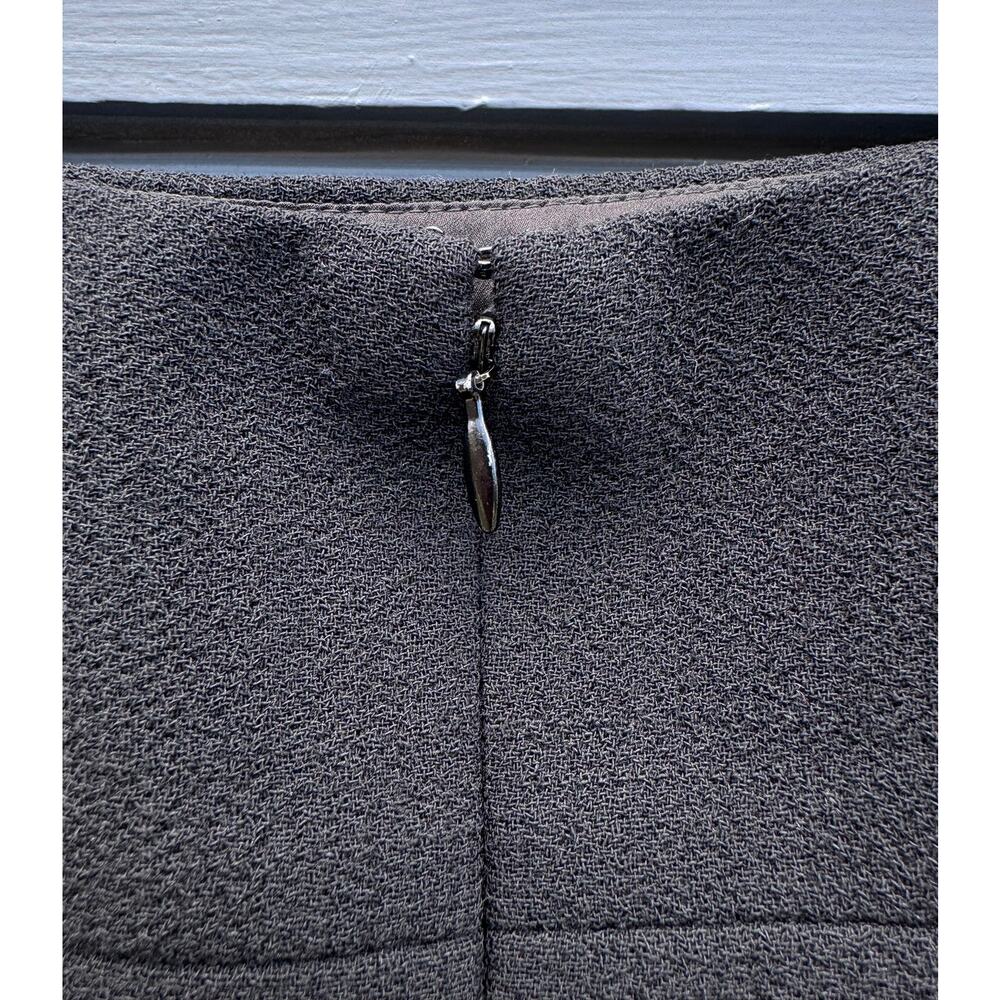 Vintage CHANEL BOUTIQUE Black Wool A-Line Mini Skirt Fall 1997 Collection 40 6 8 - Picture 5 of 9